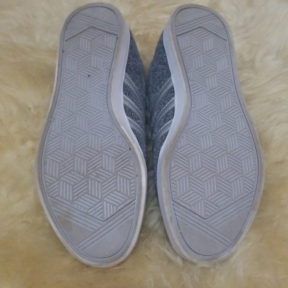 Adidas sneakers - Picture 2 of 5